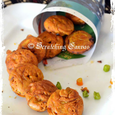 Onion Pakoda with A Twist : Kanda Bhaji or Peyanji