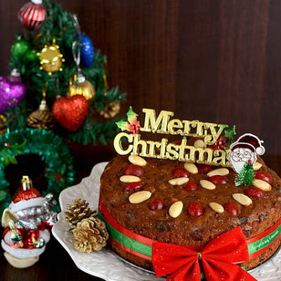 Old Fashioned Rich & Moist Christmas Fruitcake