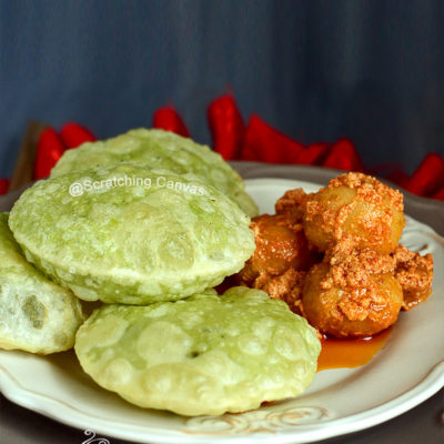 Bengali Koraishutir Kochuri | Peas Kachori | Mutter or Matar Kachori