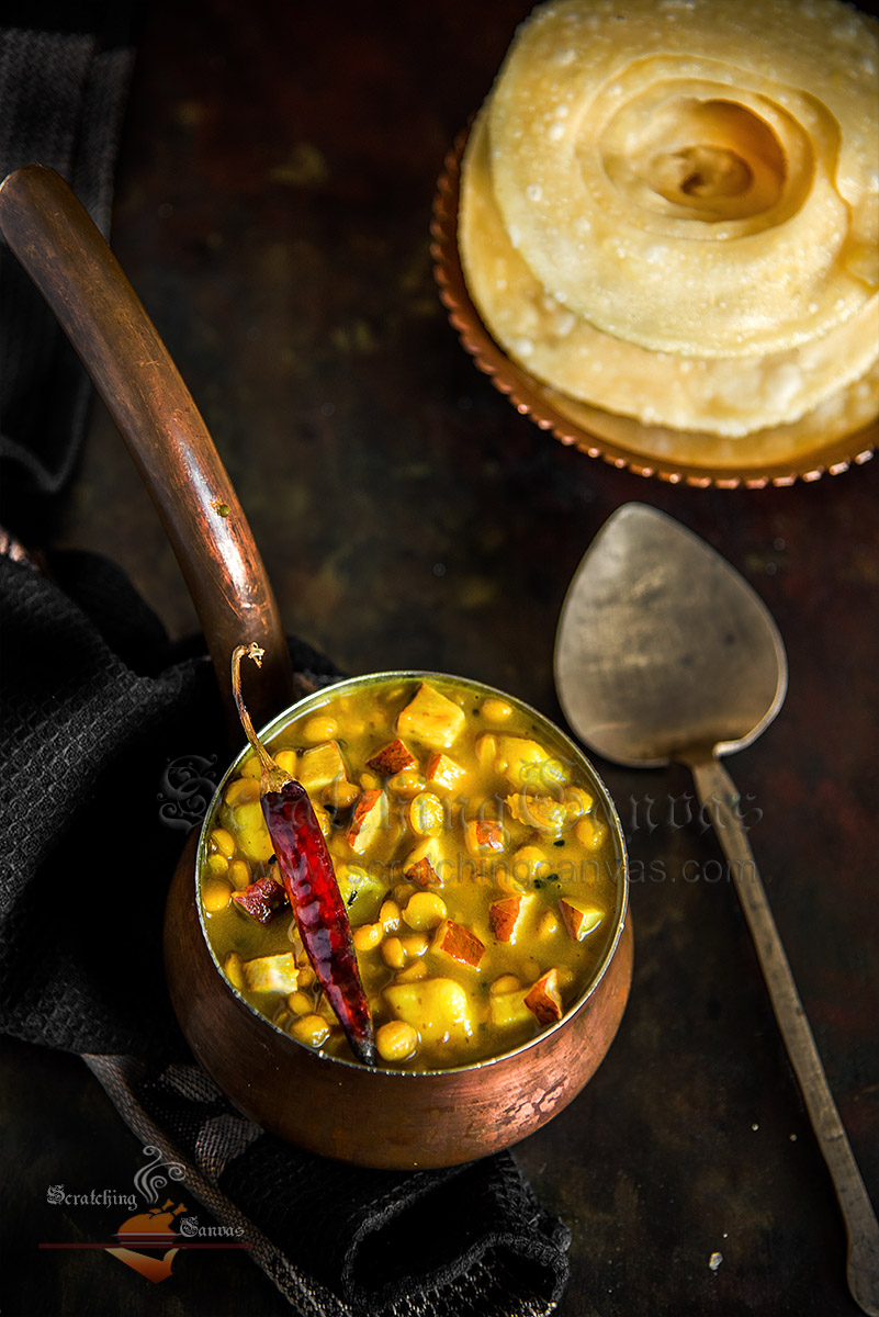 Alu diye Cholar Dal Street style with Dhakai Paratha Recipe