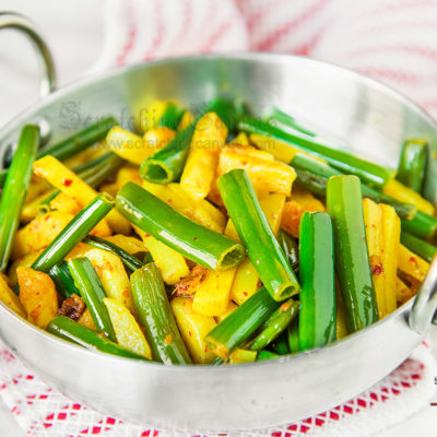 Aloo Peyajkoli Bhaja | Potato Green Onion Stir Fry | Peyanjkoli Recipes