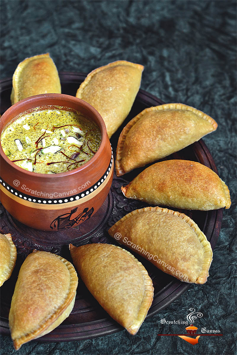 Gujiyas (Indian Fried Pies or sweet empanada)  चर्चे चौके के Charche  Chauke Ke