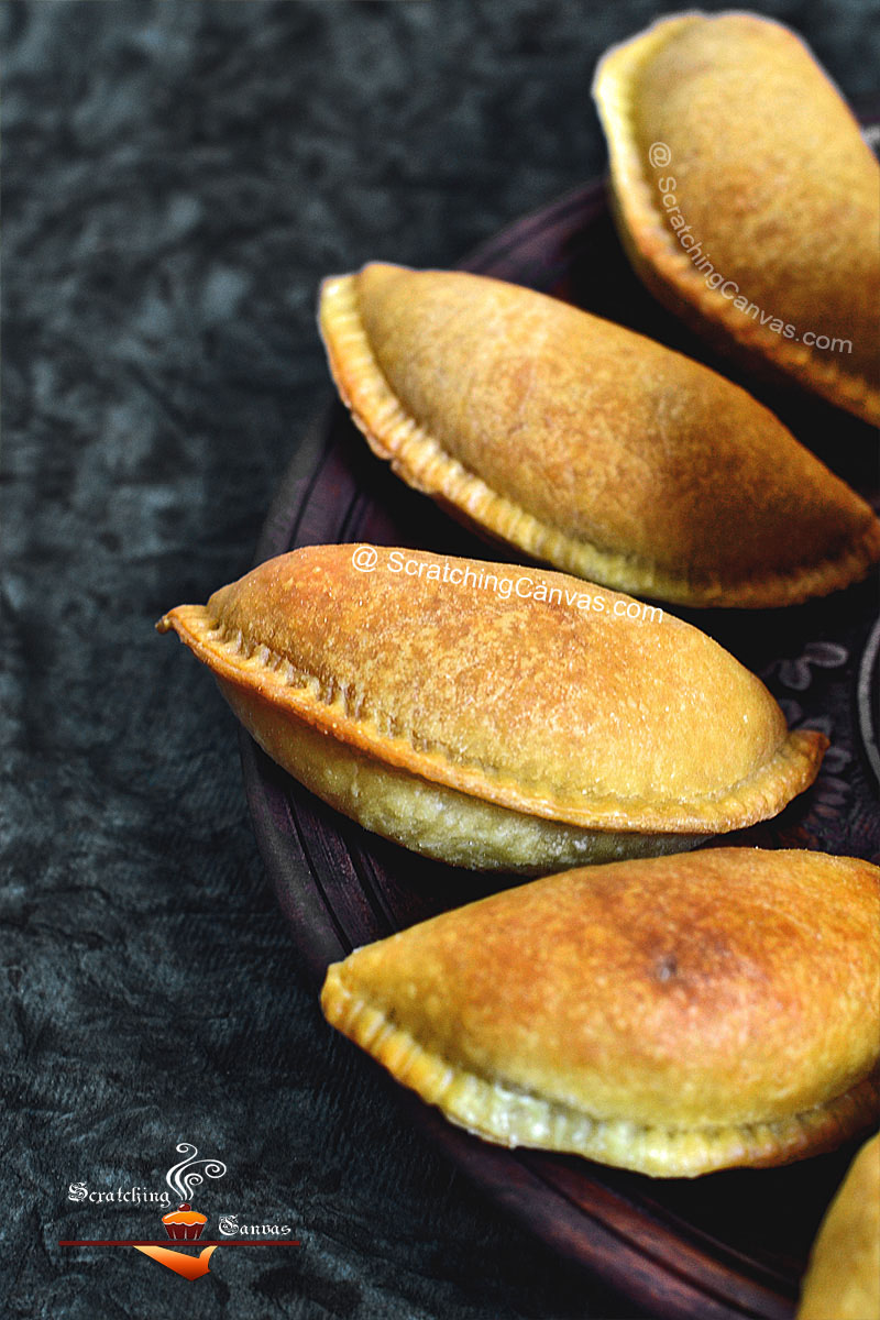 Oven Baked Moong Dal Gujiya